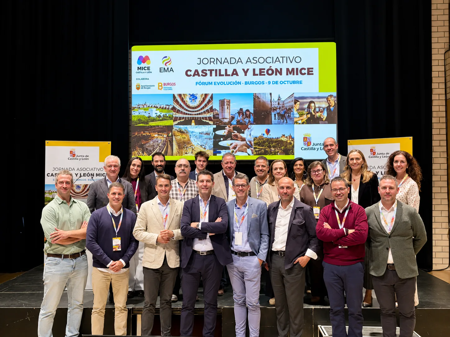 Group photo of the Asociativo Castilla y León MICE day in Burgos.